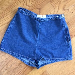 American Apparel Tap Short sz Medium